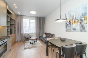 Centrally-Located apartment